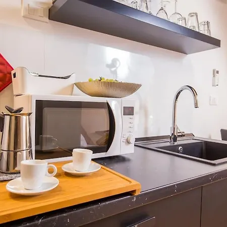 Lägenhet Girolamo's Jacuzzi Place